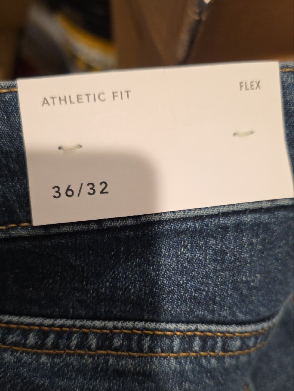 Men's Dark Wash Blue Denim Jeans - Picture 3 of 6
